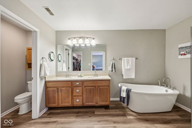 19212 Golden Meadow Way, Noblesville, IN 46060