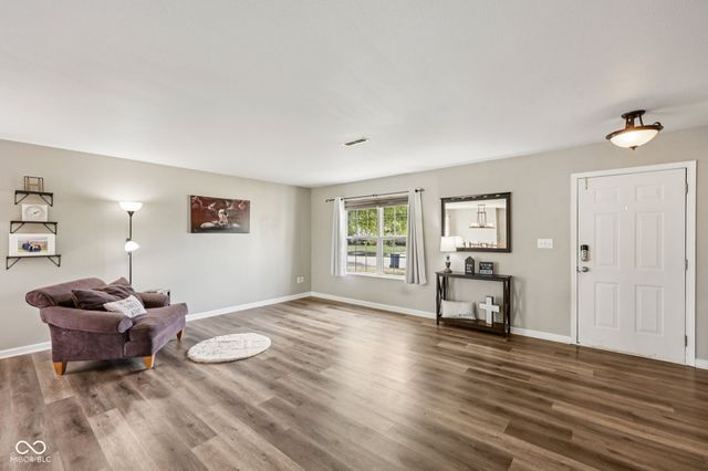 19212 Golden Meadow Way, Noblesville, IN 46060