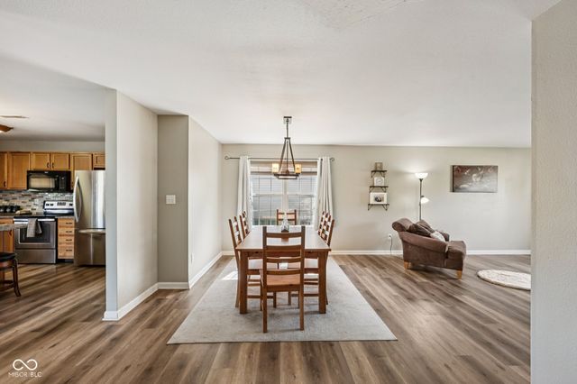 19212 Golden Meadow Way, Noblesville, IN 46060