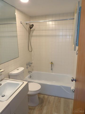 810 Matson Place, Cincinnati, OH 45204