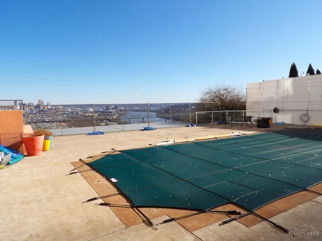 810 Matson Place, Cincinnati, OH 45204