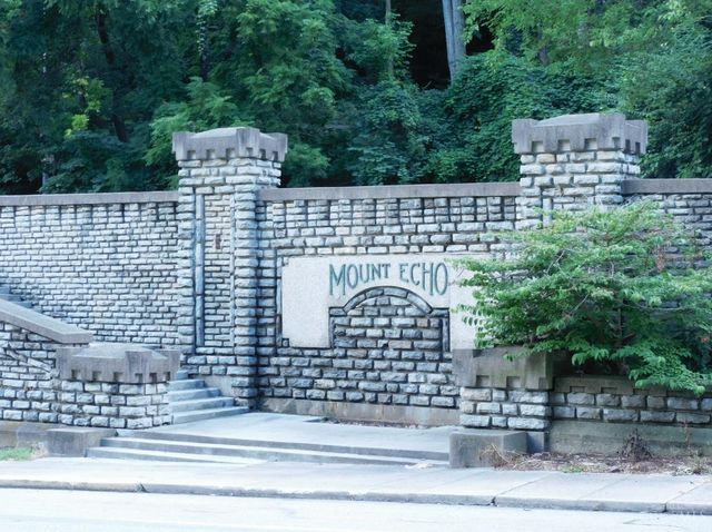 810 Matson Place, Cincinnati, OH 45204