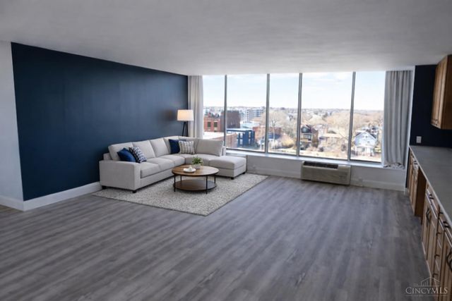 810 Matson Place, Cincinnati, OH 45204