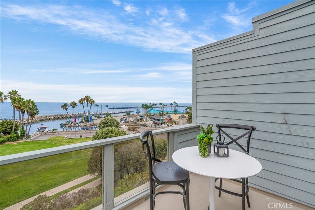 Image 29 of property listing at 250 The Village 303, Redondo Beach, CA 90277