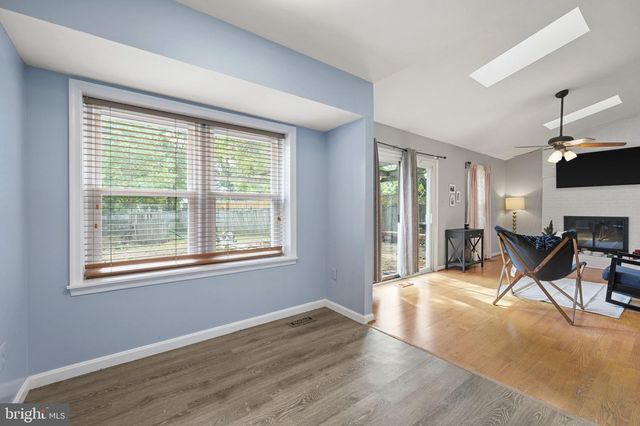 2017 SERPENTINE TER, Silver Spring, MD 20904