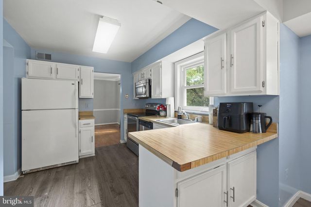 2017 SERPENTINE TER, Silver Spring, MD 20904