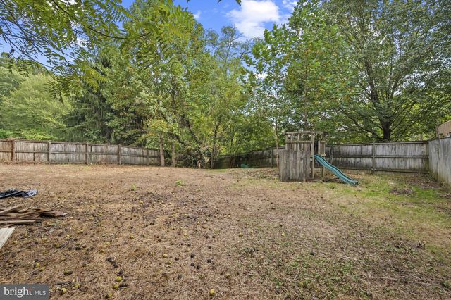 2017 SERPENTINE TER, Silver Spring, MD 20904