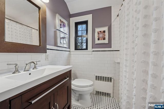 54 Joyce Road, Tenafly, NJ 07670