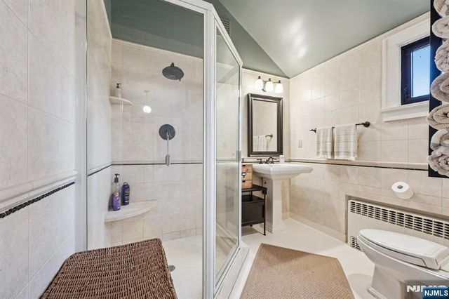 54 Joyce Road, Tenafly, NJ 07670