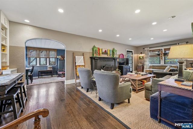 54 Joyce Road, Tenafly, NJ 07670