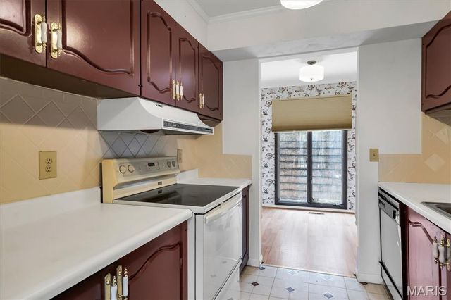 1503 Birnamwood Trail Drive, Ballwin, MO 63021