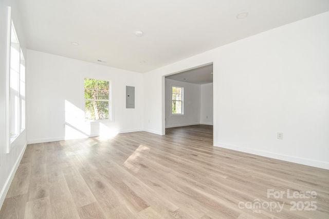 4 Chapman Street, Cheraw, SC 29520