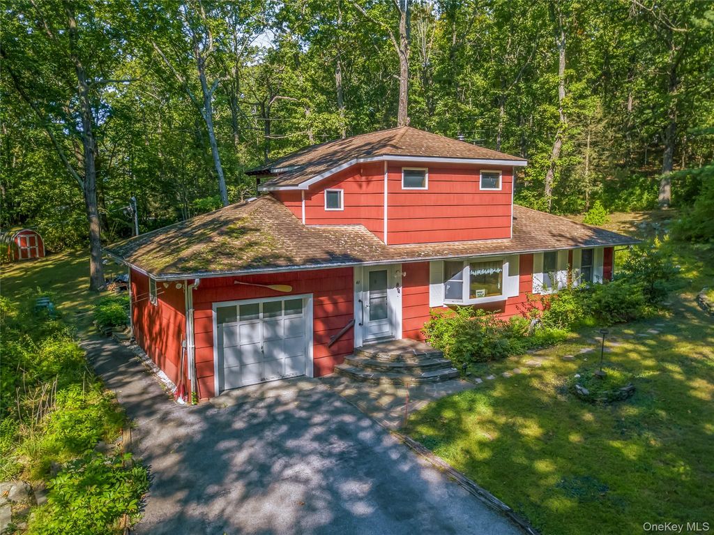49 Lakeside Drive, Rhinebeck, NY 12572