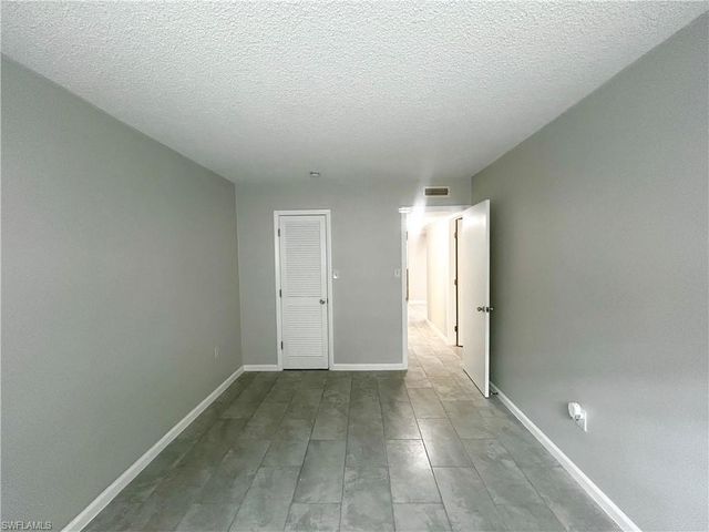 4906 Victoria DR 103, Cape Coral, FL 33904