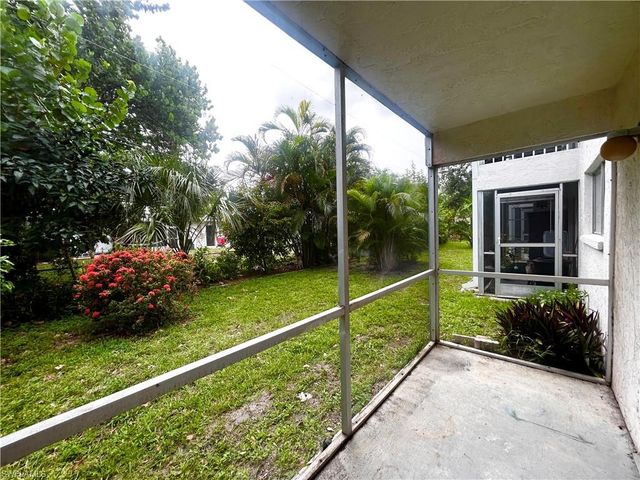 4906 Victoria DR 103, Cape Coral, FL 33904