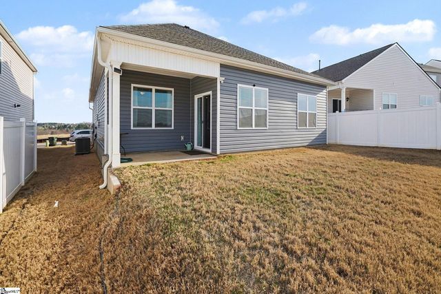 221 Emerald Creek Avenue, Greer, SC 29651