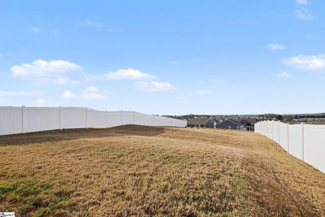 221 Emerald Creek Avenue, Greer, SC 29651