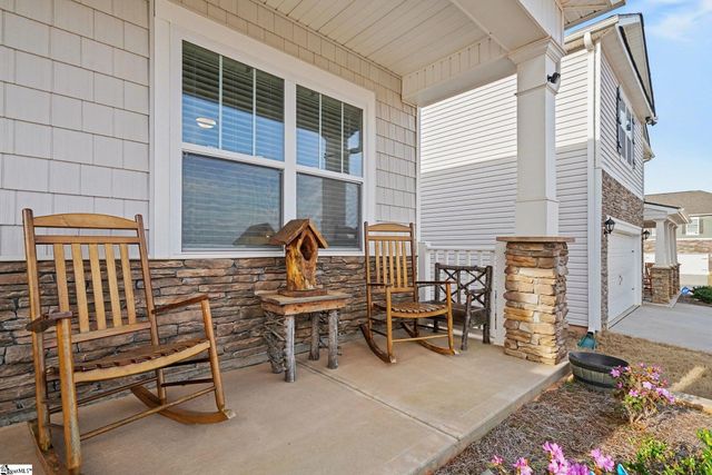 221 Emerald Creek Avenue, Greer, SC 29651