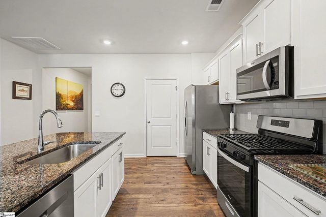 221 Emerald Creek Avenue, Greer, SC 29651