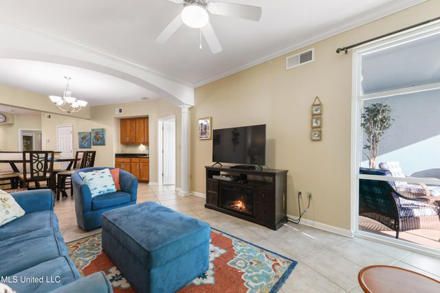 2228 Beach Drive, 907, Gulfport, MS 39507