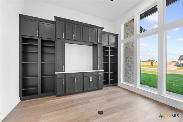 6649 King Oaks Boulevard, Salado, TX 76571
