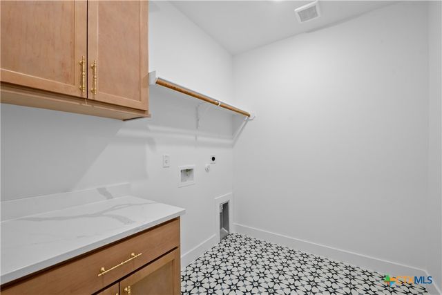 6649 King Oaks Boulevard, Salado, TX 76571