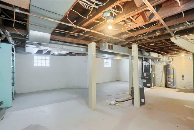 403 Federal Street, City Of But Nw, PA 16001