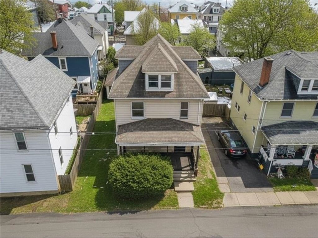 403 Federal Street, City Of But Nw, PA 16001