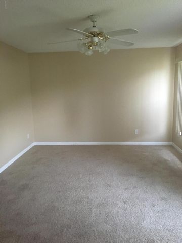 154 Bamboo Avenue SE, Palm Bay, FL 32909