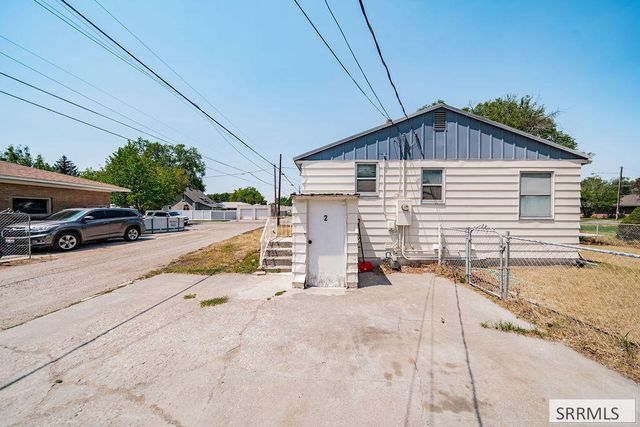 1849 S Higbee Avenue, Idaho Falls, ID 83404