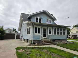 2957 N 54th Street, Lincoln, NE 68504