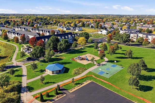 2809 Crinkle Root Drive, Fitchburg, WI 53711
