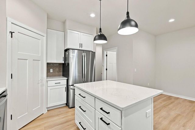 2809 Crinkle Root Drive, Fitchburg, WI 53711