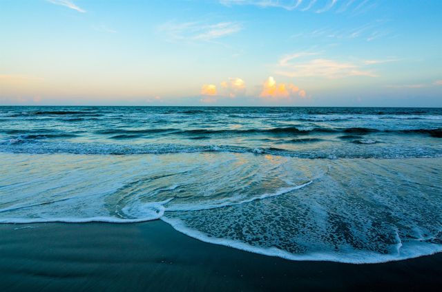 302 Colony Club Dr., Georgetown, SC 29440