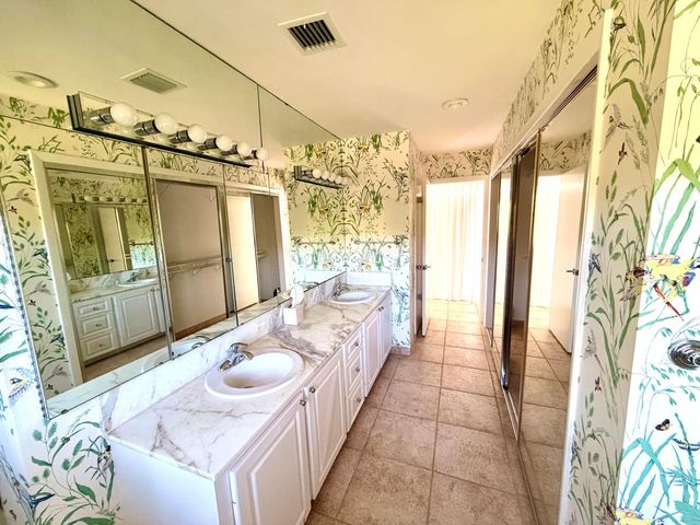 2015 Notre Dame Drive, Lake Worth Beach, FL 33460