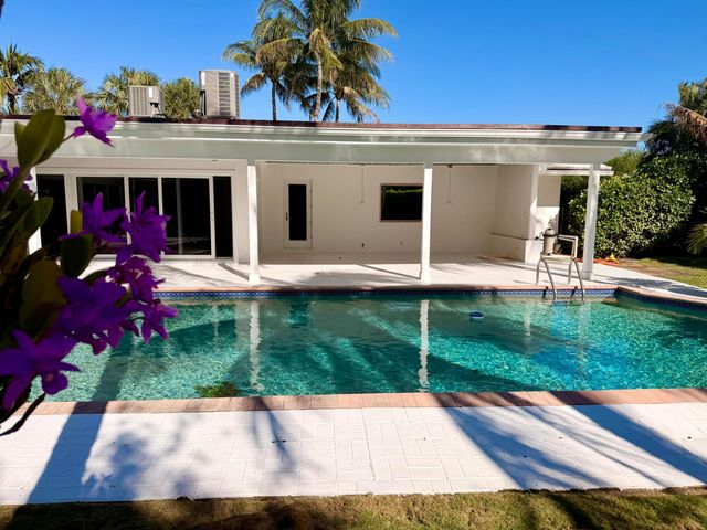 2015 Notre Dame Drive, Lake Worth Beach, FL 33460