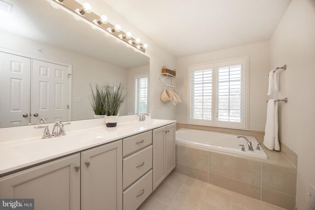 235 KESTREL CT, Kennett Square, PA 19348