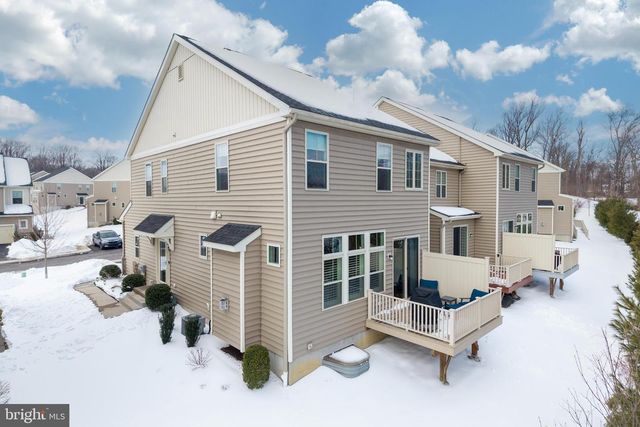 235 KESTREL CT, Kennett Square, PA 19348