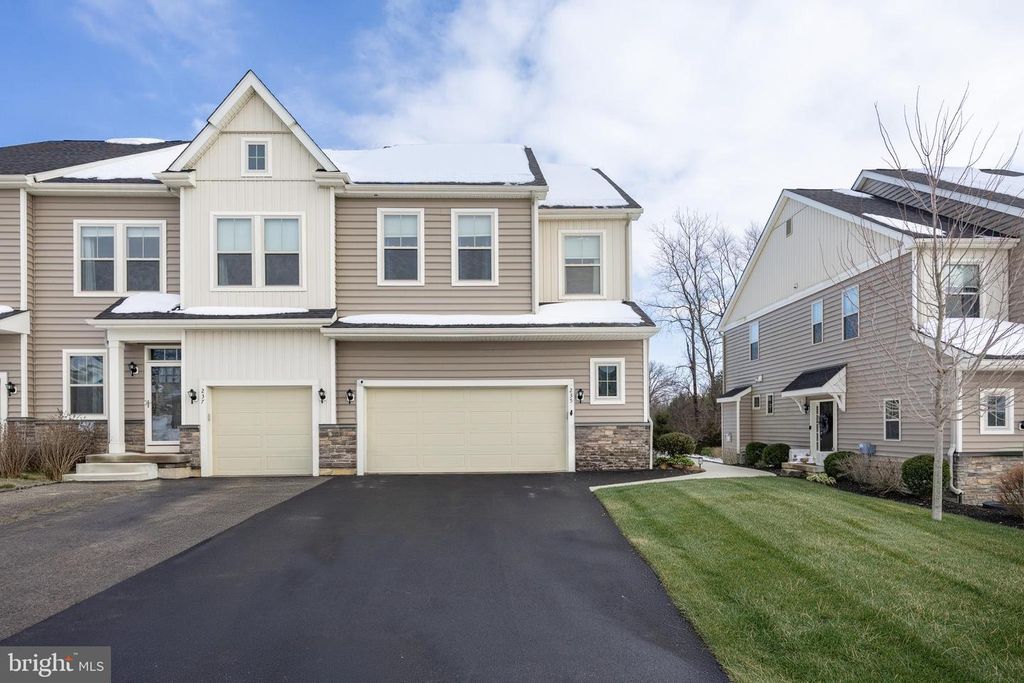 235 KESTREL CT, Kennett Square, PA 19348