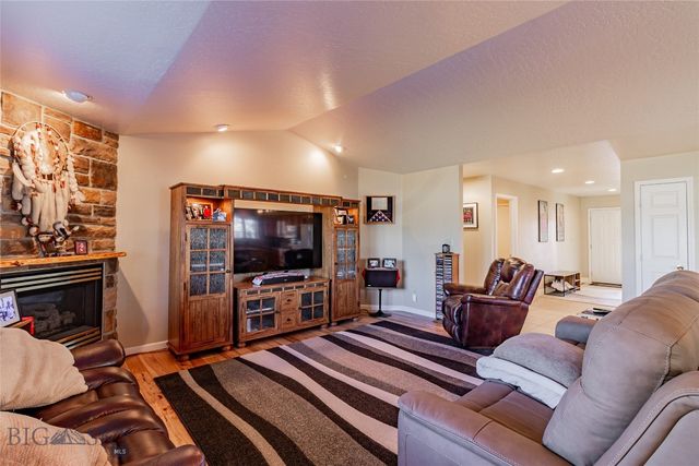 220 Aspen Loop, Butte, MT 59701