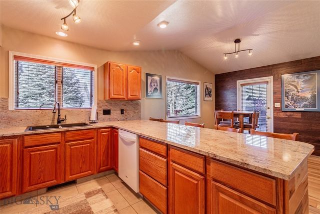 220 Aspen Loop, Butte, MT 59701