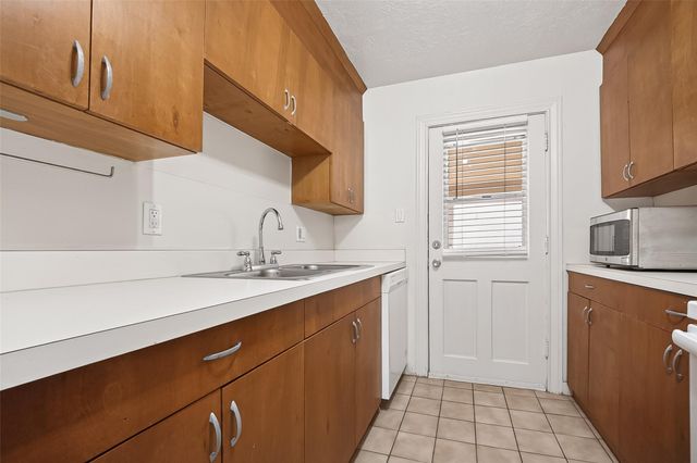 609 Cortlandt Street 3, Houston, TX 77007