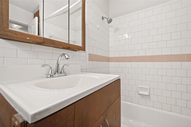 609 Cortlandt Street 3, Houston, TX 77007