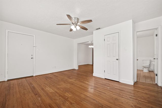 609 Cortlandt Street 3, Houston, TX 77007