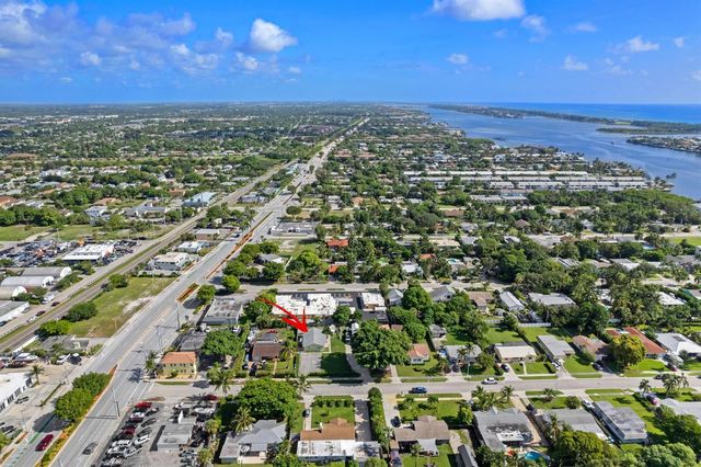 615 NE 7th Avenue, Boynton Beach, FL 33435