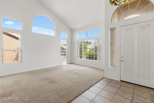 6738 W WAHALLA Lane, Glendale, AZ 85308