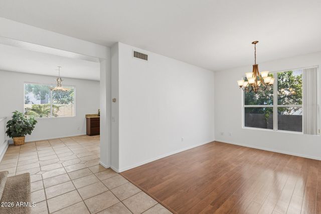 6738 W WAHALLA Lane, Glendale, AZ 85308