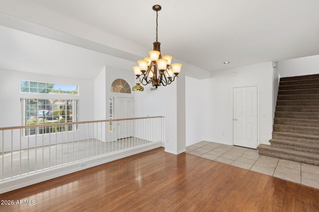 6738 W WAHALLA Lane, Glendale, AZ 85308