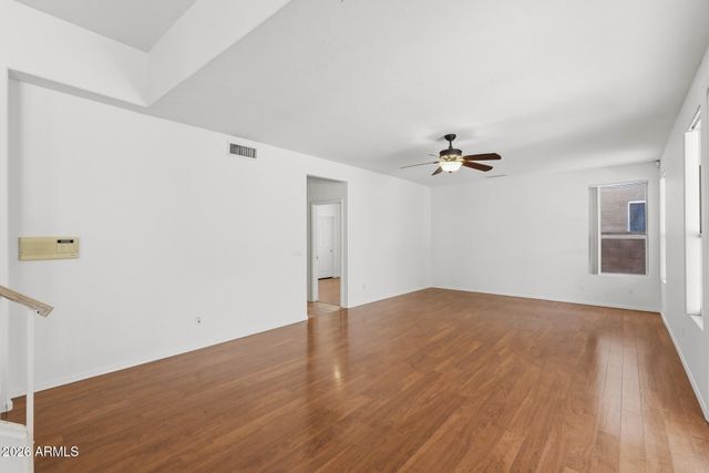 6738 W WAHALLA Lane, Glendale, AZ 85308