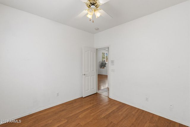 6738 W WAHALLA Lane, Glendale, AZ 85308